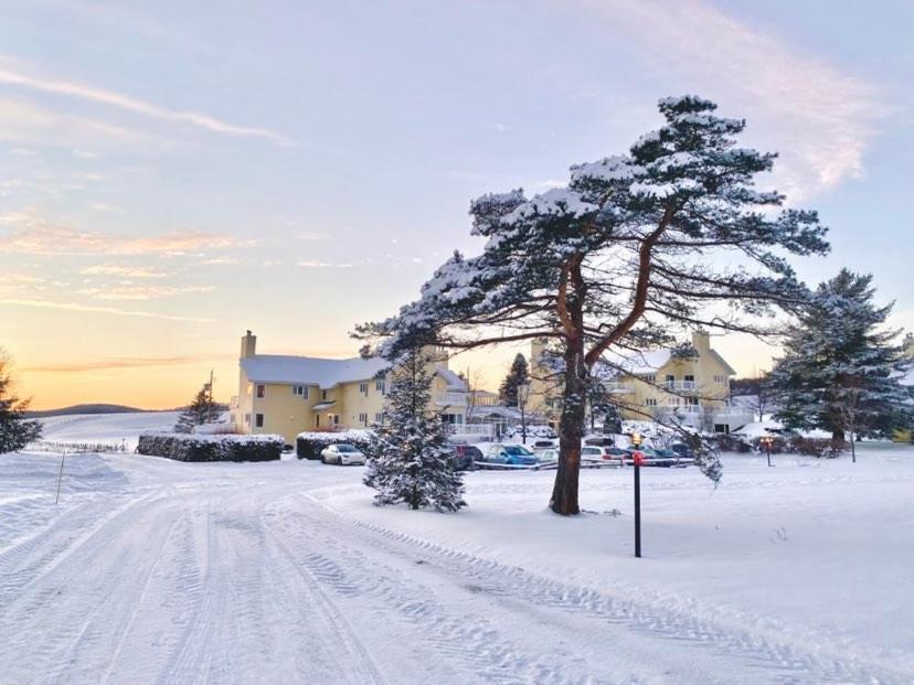 Auberge West Brome Екстериор снимка