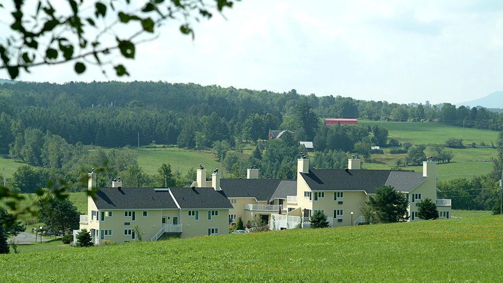 Auberge West Brome Екстериор снимка